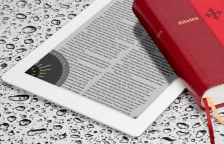Bilde av iPad og Bibel